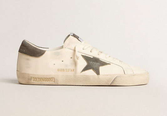 Golden Goose Super-Star en cuir nappa avec étoile et contrefort en daim gris