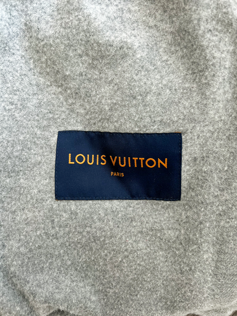 Doudoune Boyhood grise Monogram de Louis Vuitton 