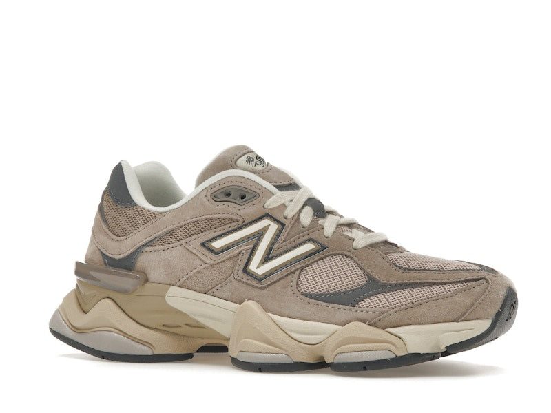 New Balance 9060 Driftwood Castlerock