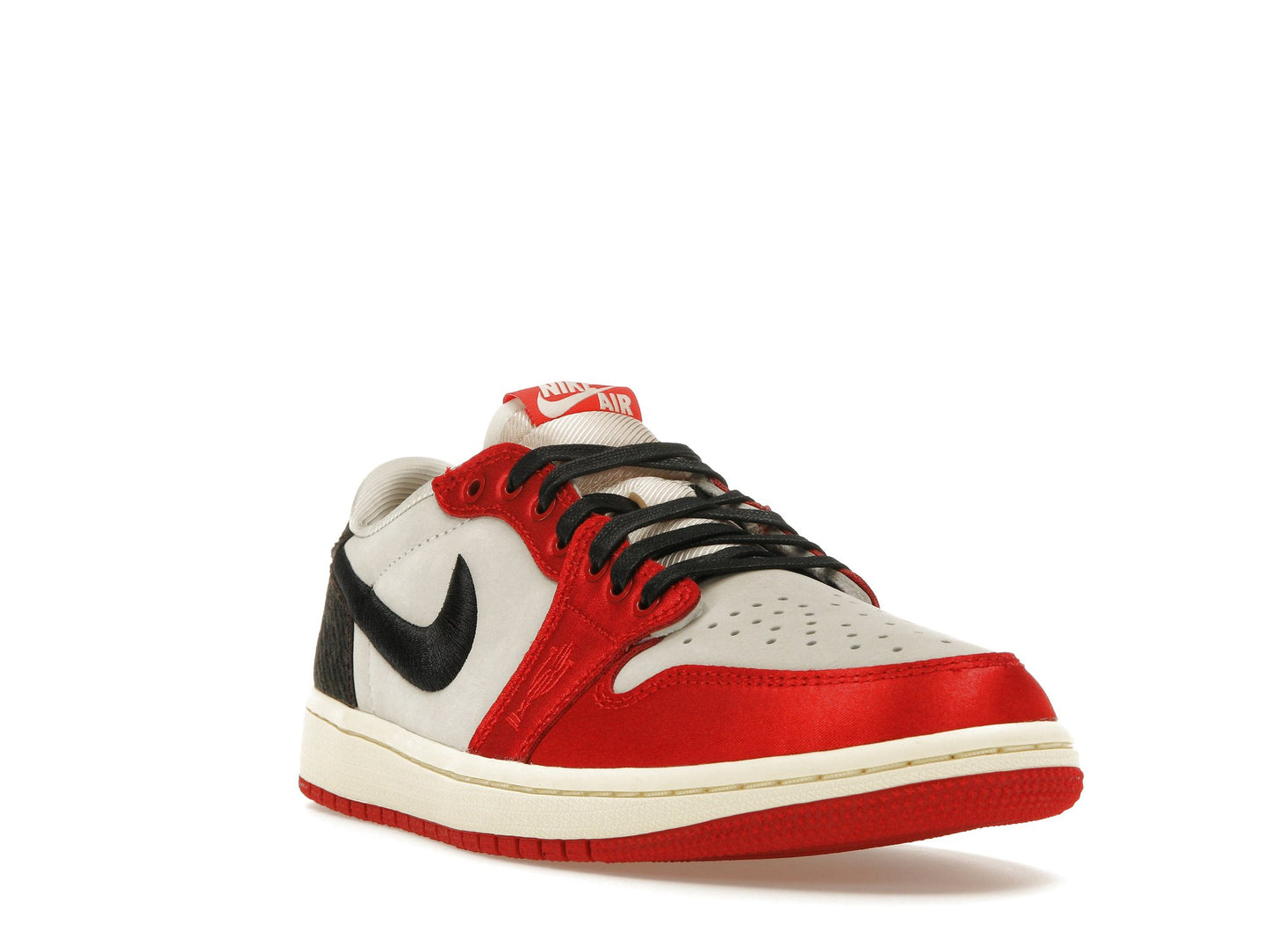 Jordan 1 Retro Low OG Trophy Salle à l'extérieur