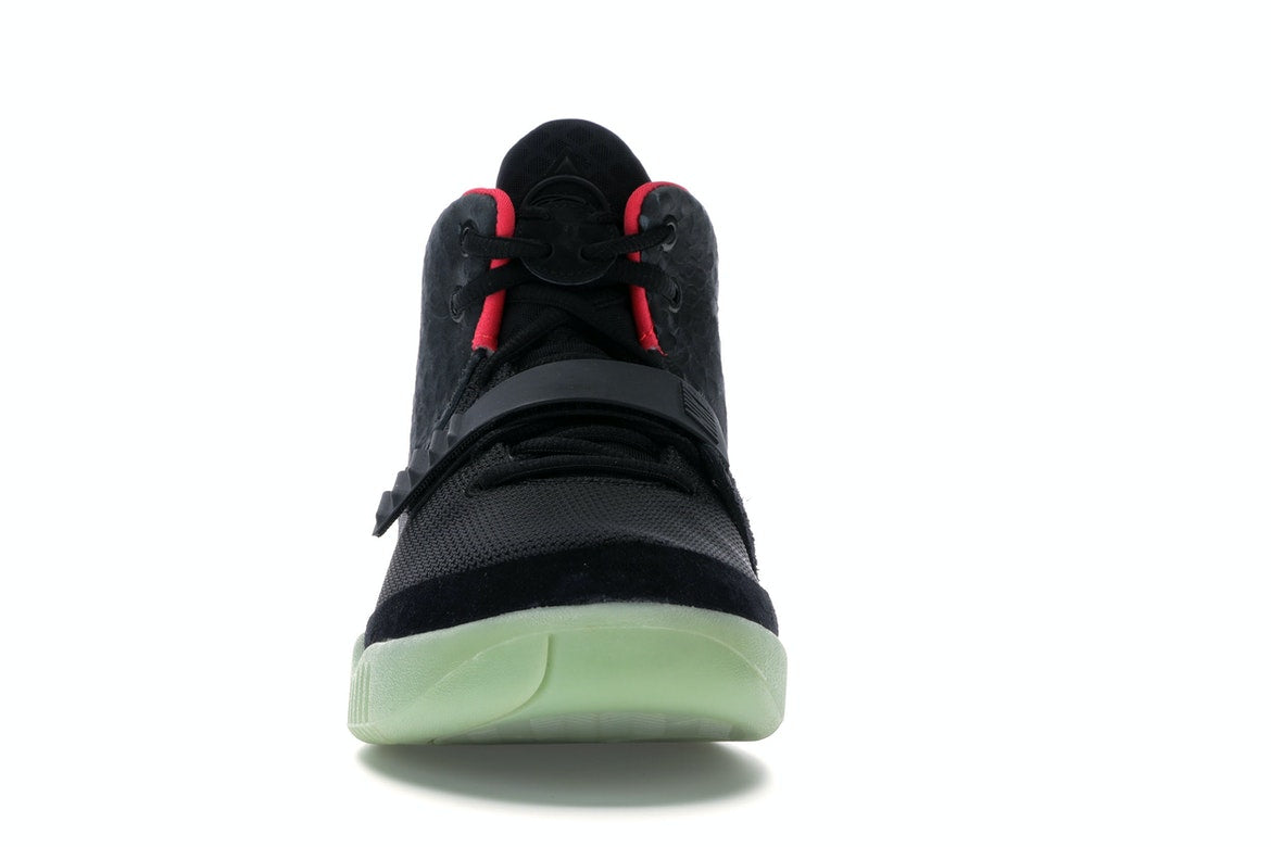 Black nike air fashion yeezy