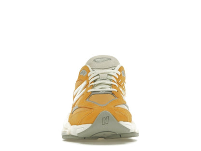 New Balance 9060 Varsity Gold