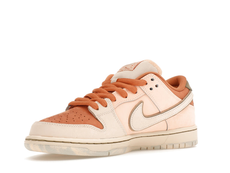 Nike SB Dunk Low Trocadéro Gardens