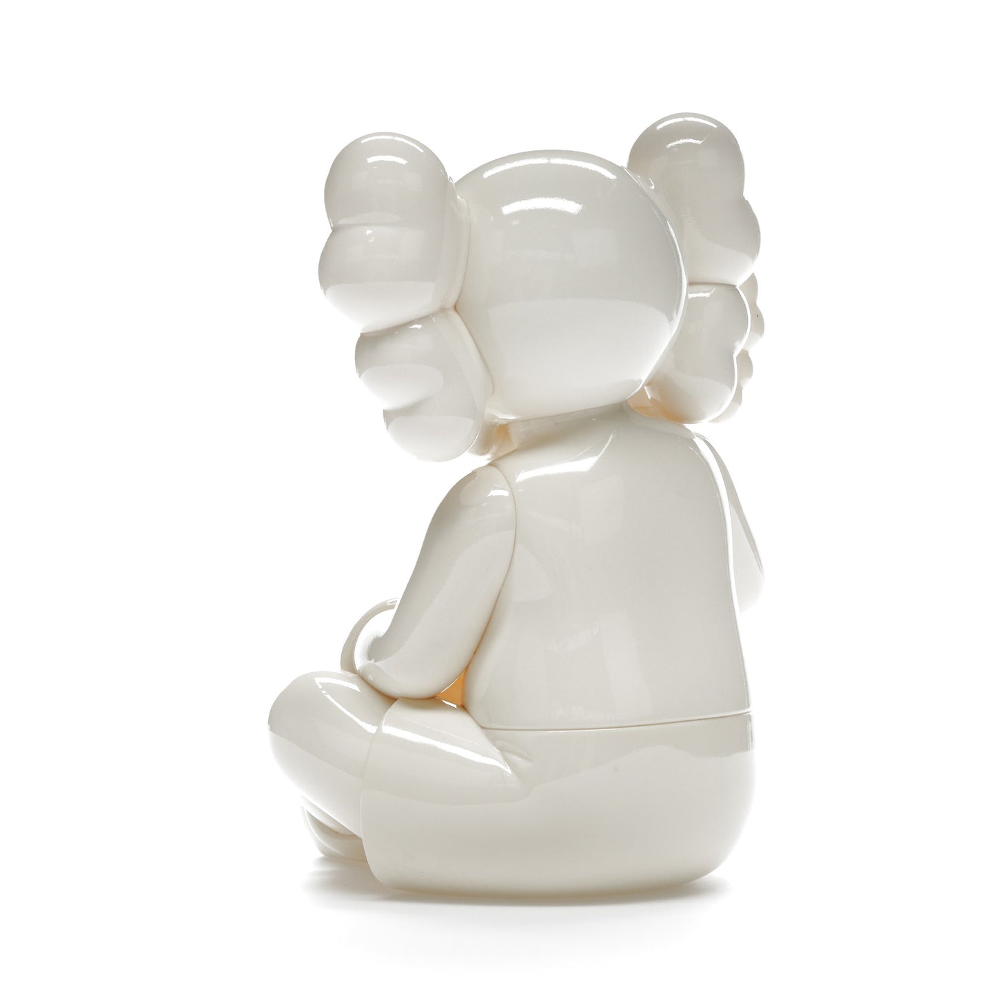 KAWS Holiday Changbai Mountain Figurine en vinyle Blanc neigeux