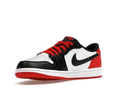 Jordan 1 Retro Low OG Black Toe (2023)