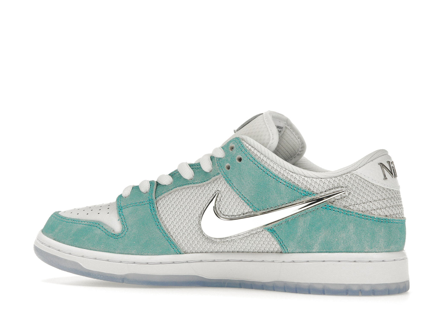 Nike SB Dunk Low Avril Skateboards