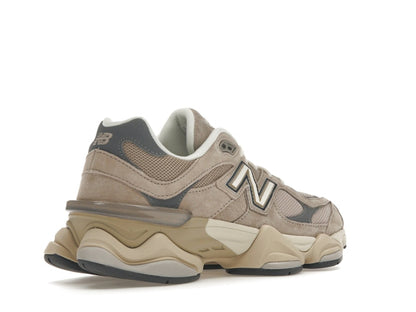 New Balance 9060 Driftwood Castlerock