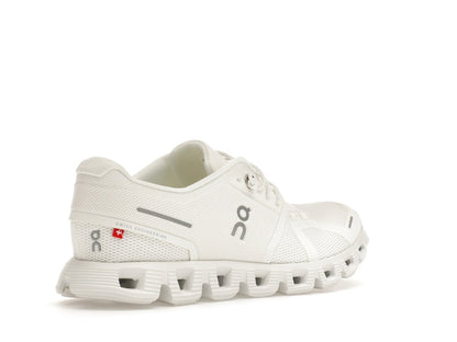 On Running Cloud 5 Undyed-White